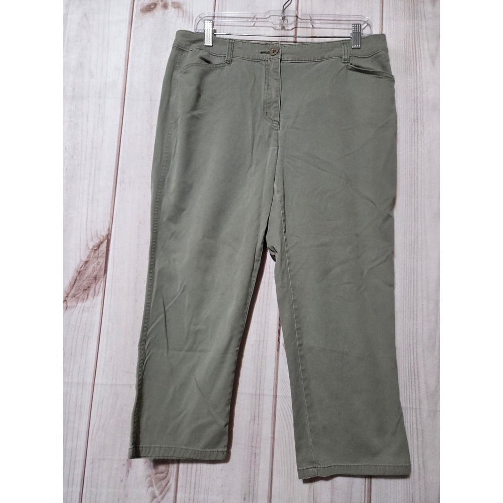 Chicos 1 Olive Green Crop Pants Size Medium Straight Leg Cotton Lyocell Stretch